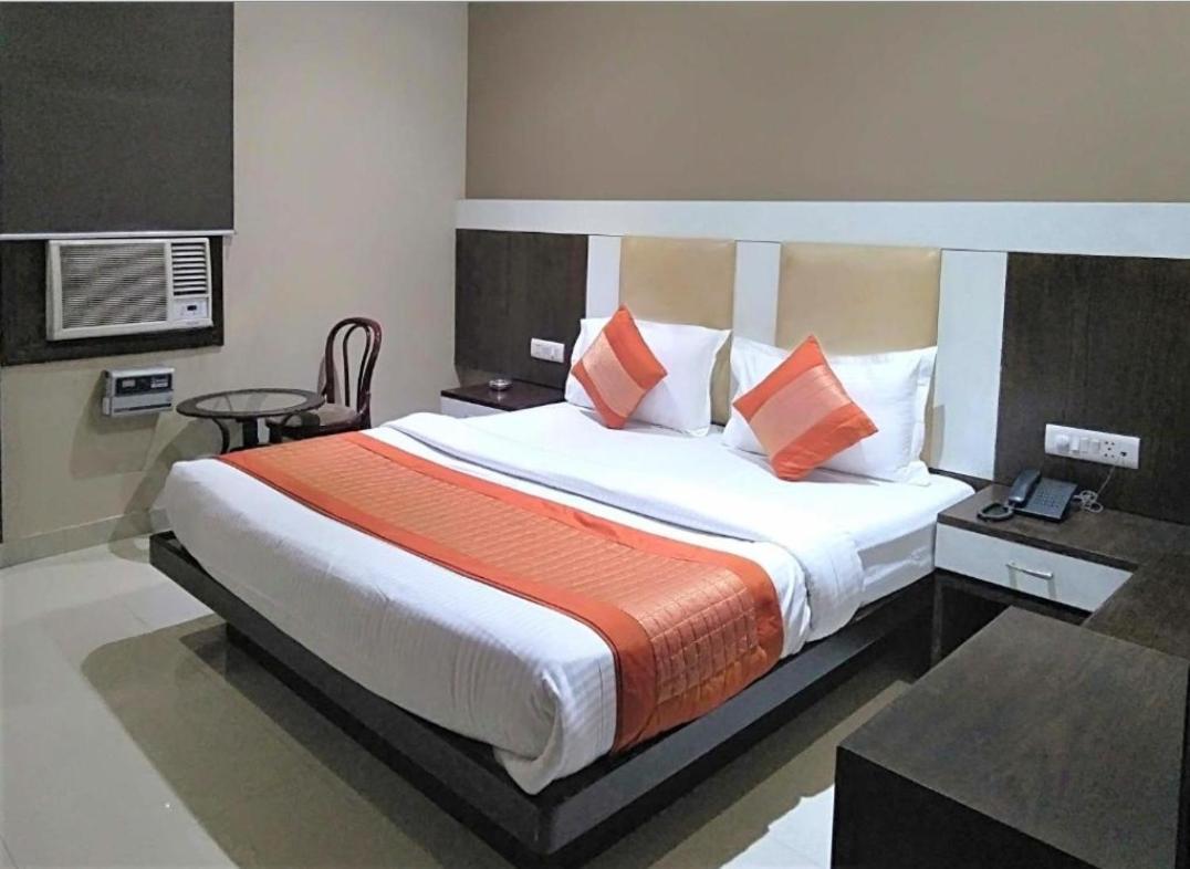 Raj Mahal Inn New Delhi Eksteriør bilde